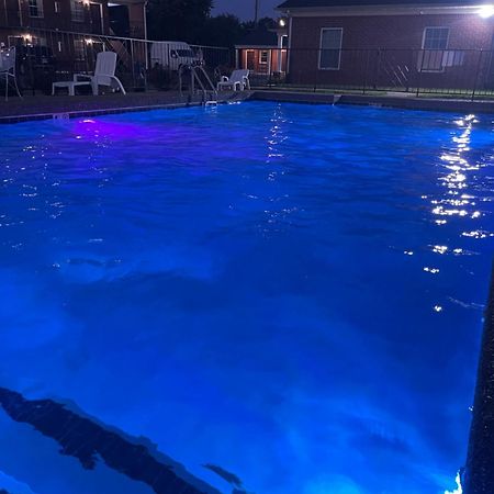 Bourbon Capital Inn Bardstown Esterno foto