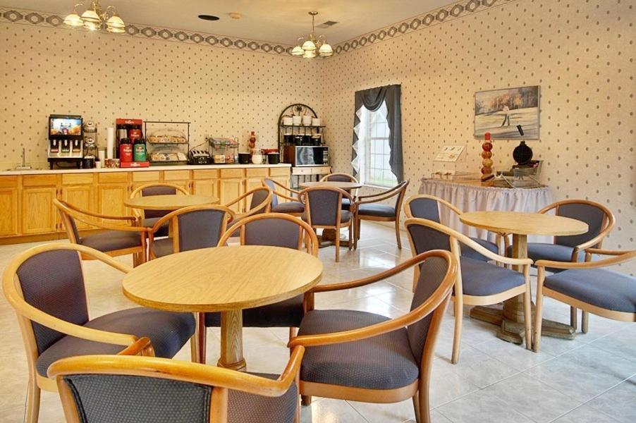 Bourbon Capital Inn Bardstown Esterno foto