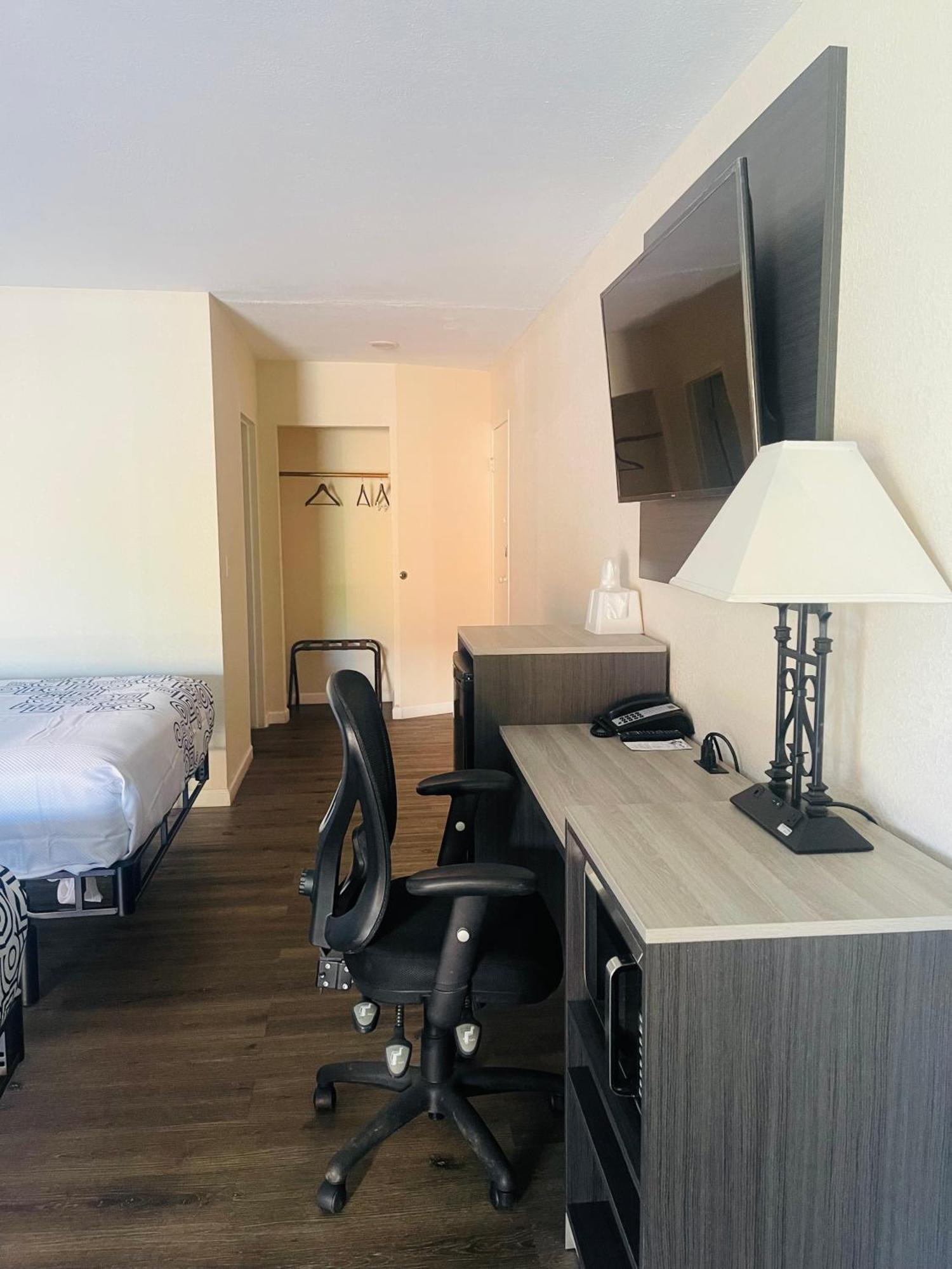 Bourbon Capital Inn Bardstown Esterno foto
