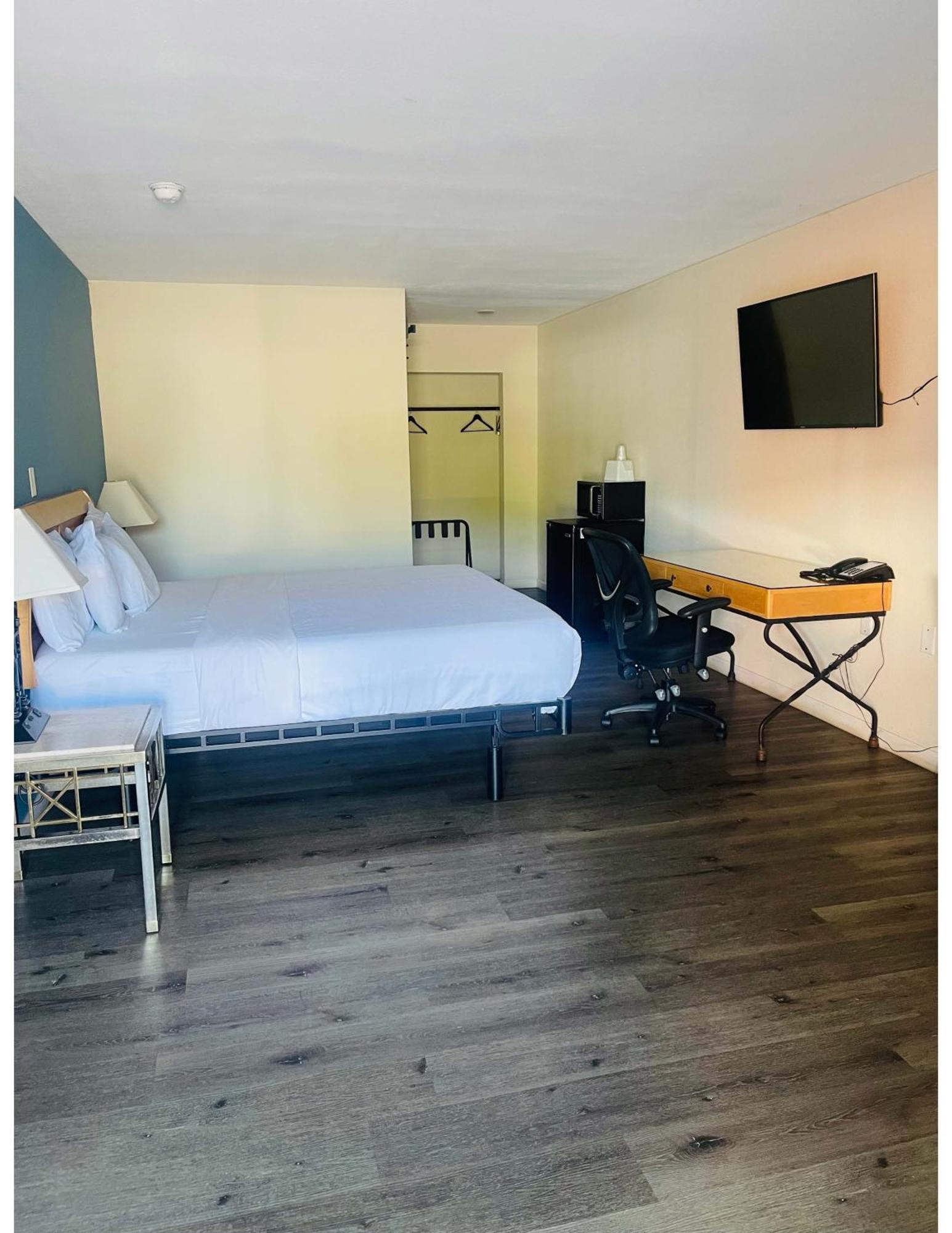 Bourbon Capital Inn Bardstown Esterno foto