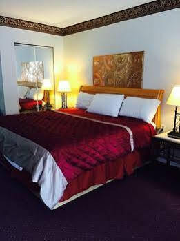 Bourbon Capital Inn Bardstown Esterno foto
